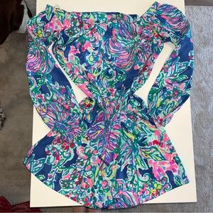 Lilly Pulitzer off the shoulder mini dress
size xs
like new 
preppy beachy vibes
